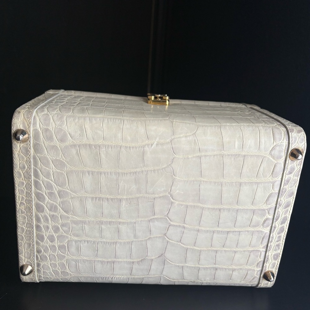 Dooney & Bourke Nile White Croc Embossed leather Train Case Travel cosmetic bag - Picture 8 of 16